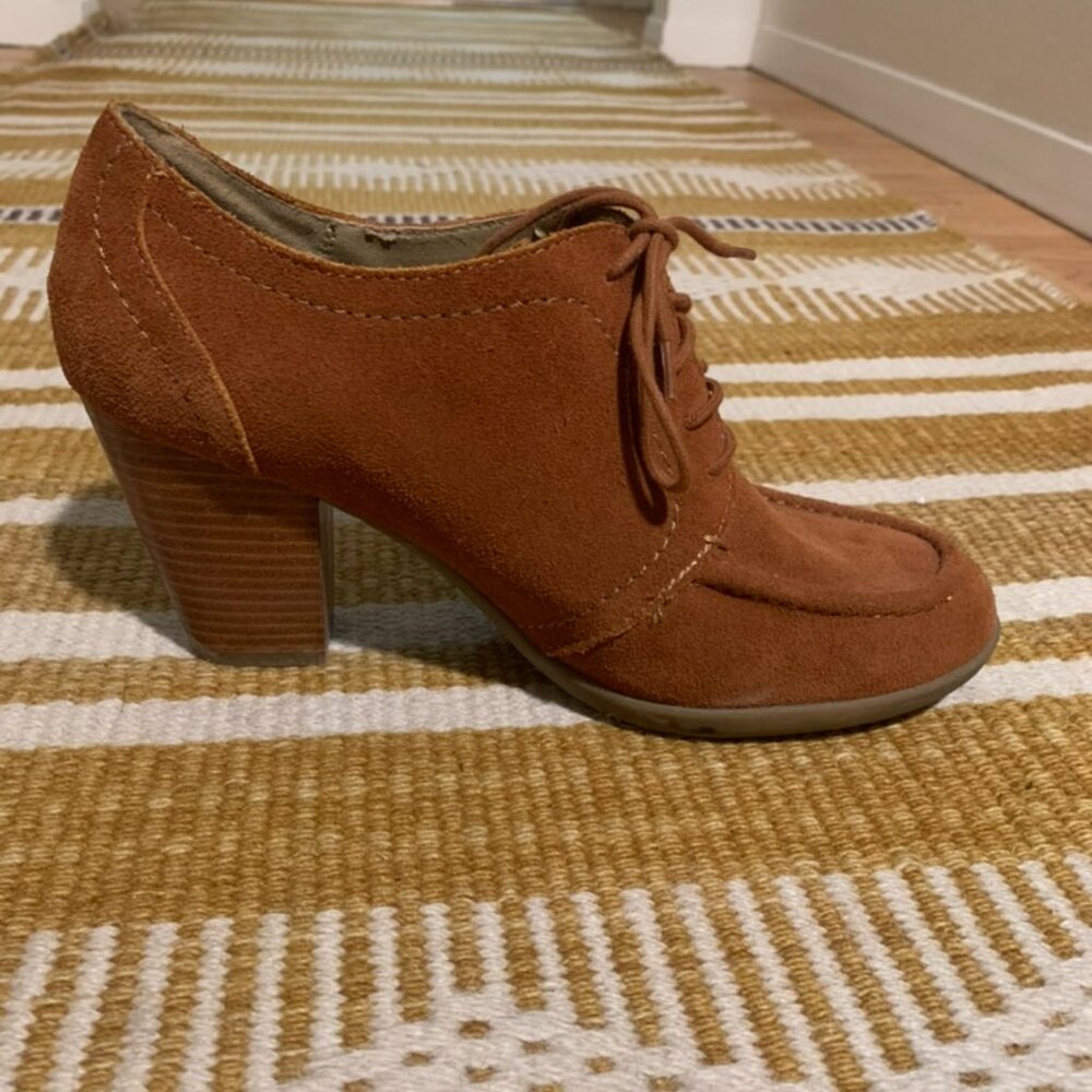 Kenneth Cole Suede Loafer Heels Women's 10
